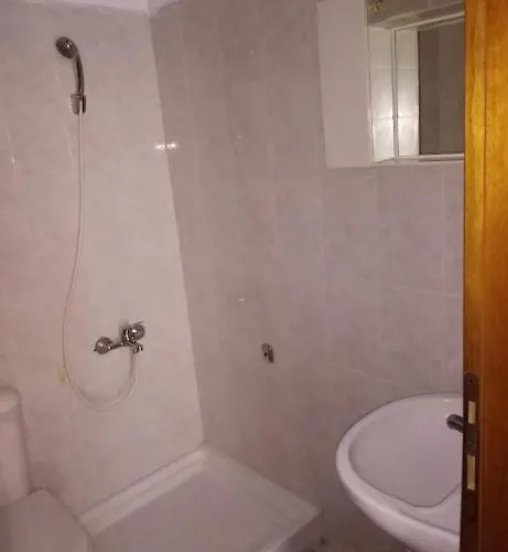 Daire In The Sun Individual *